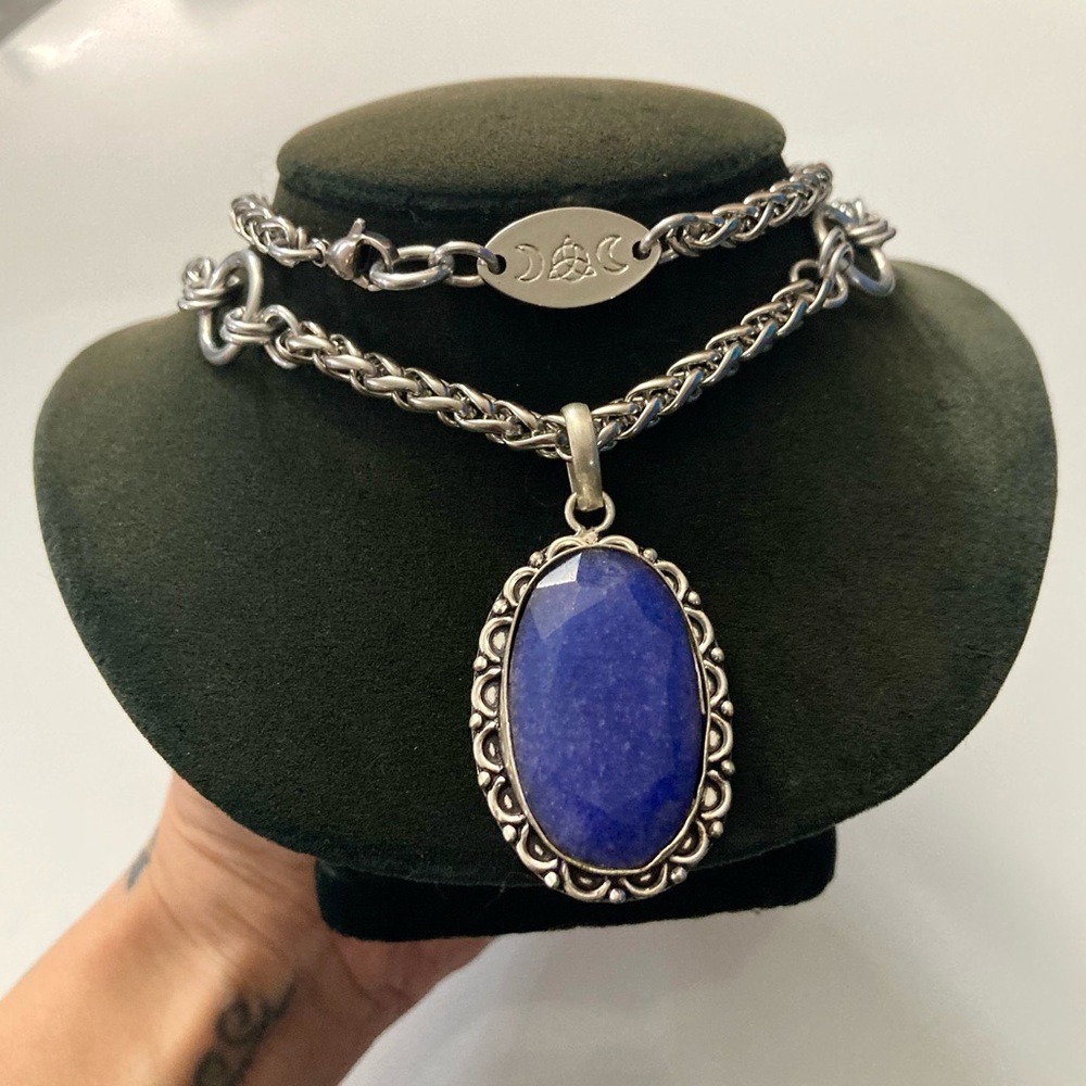 Genuine dark blue lapis lazuli oval gemstone boho charm silver necklace - Picture 9 of 13